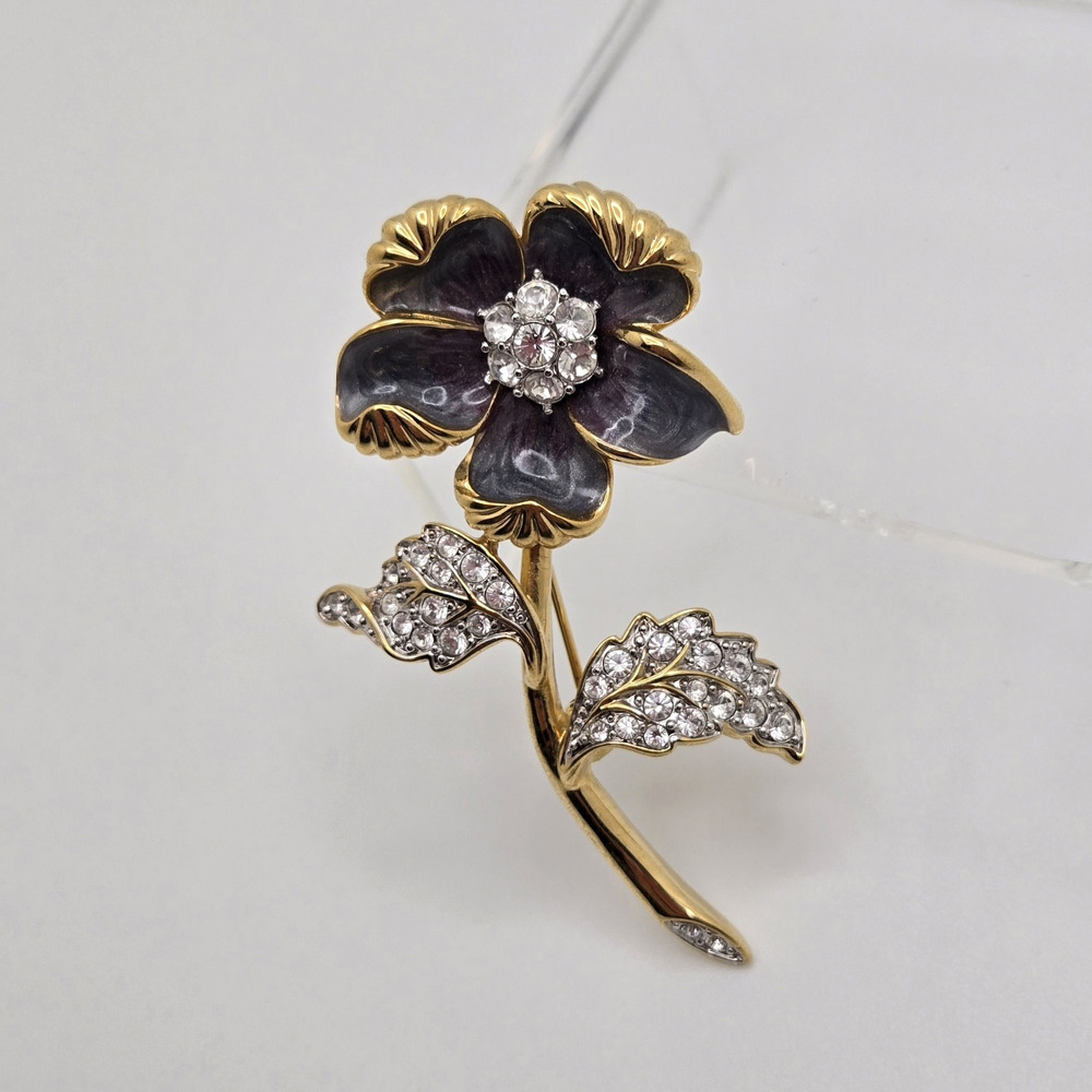 Vintage Nolan Miller Brooch Enamel Flower Rhinestone Goldtone Pin Classic Retro - Picture 12 of 12